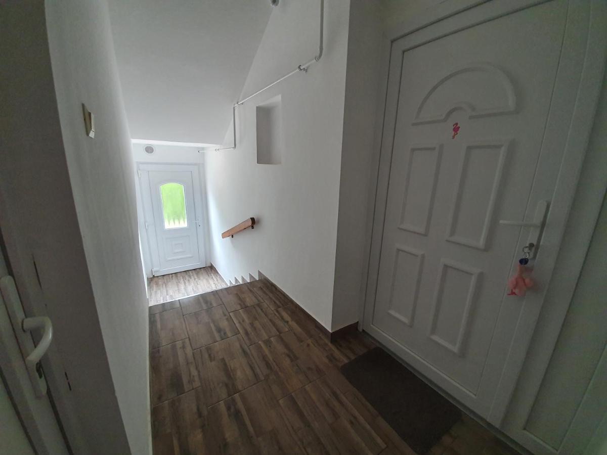 Flamingo Apartment Sárvár Esterno foto